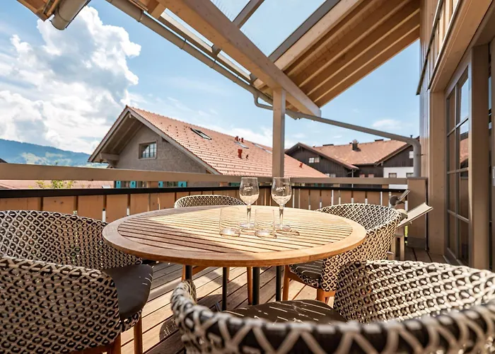 Penthouse No9 *